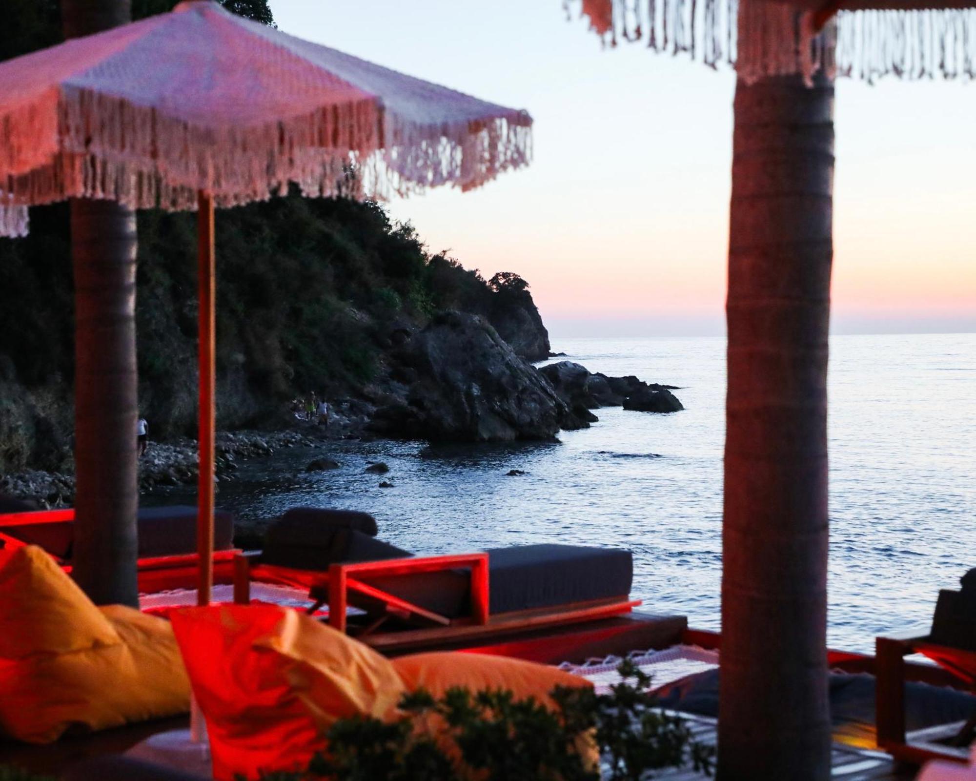 Oniro By Iliria Palace (Adults Only) Himarë Exterior foto